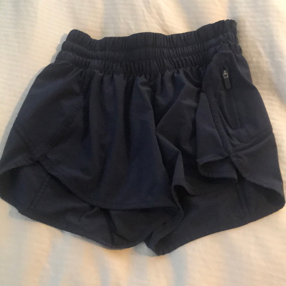 Lululemon tracker shorts navy blue